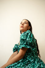 Load image into Gallery viewer, Cedron Dress &quot;De Loreta&quot;
