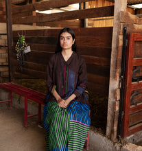 Load image into Gallery viewer, Nilgiri 28 Shirt &quot;Injiri&quot;
